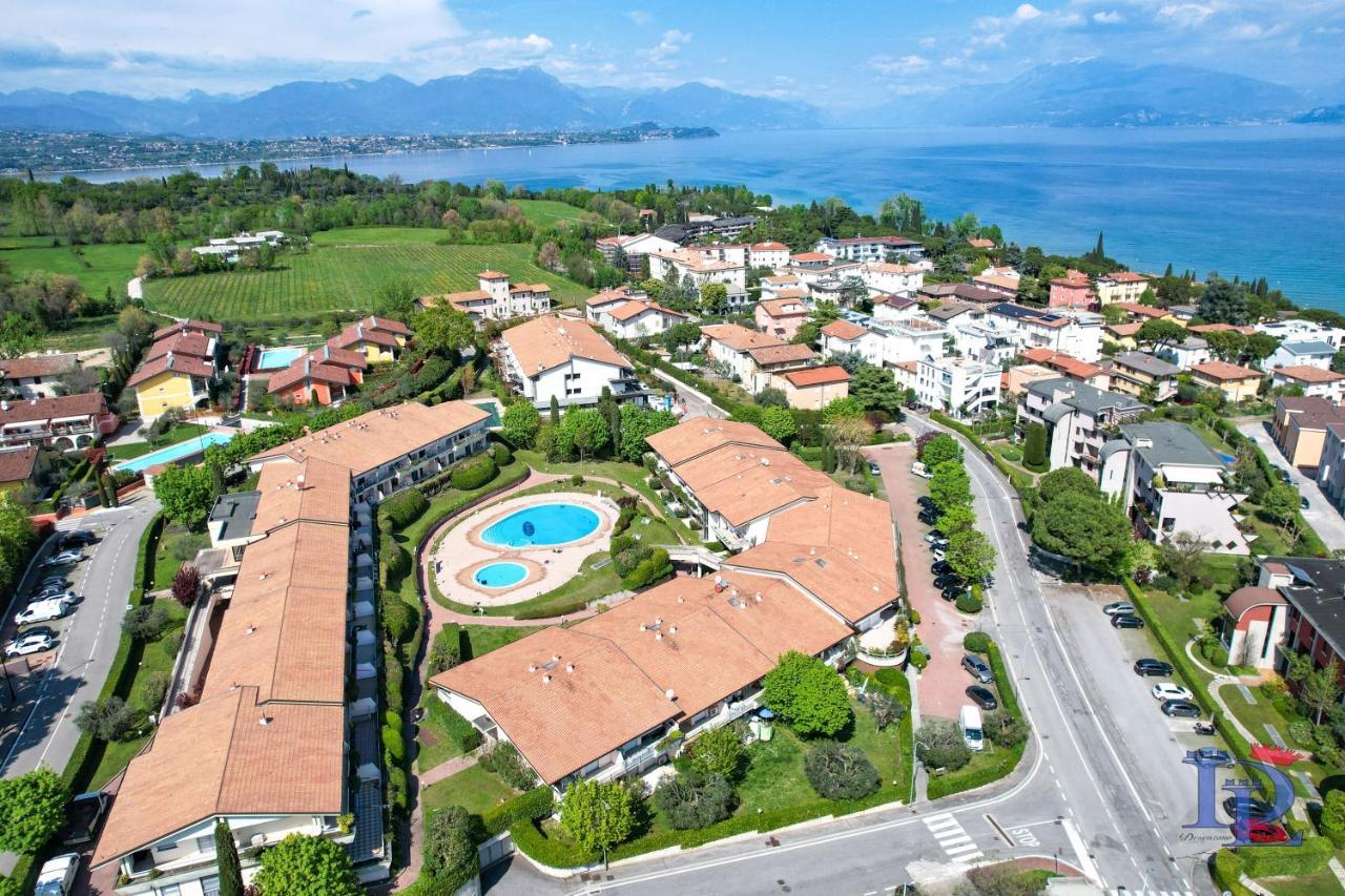 Desenzanoloft Official Partner Marriott Homes & Villas - A Casa Di Attila Desenzano del Garda Bagian luar foto