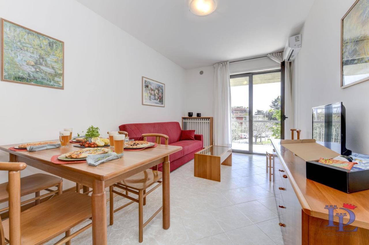 Desenzanoloft Official Partner Marriott Homes & Villas - A Casa Di Attila Desenzano del Garda Bagian luar foto